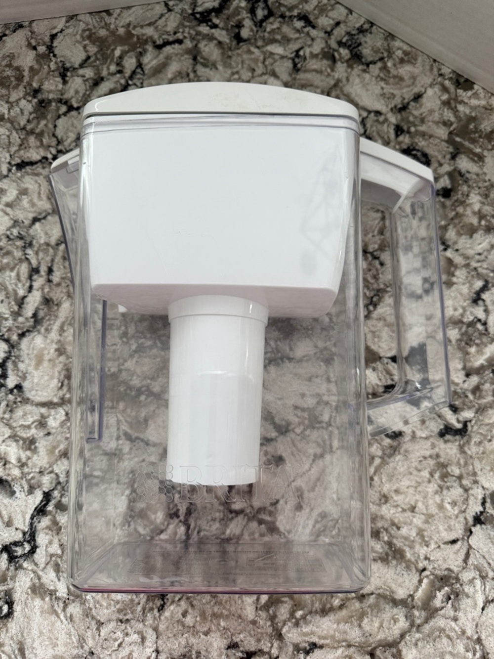Brita Pitcher Space Saver Model OB21 Water Filtration Pitcher 6 Cup Dorm Or Apt
